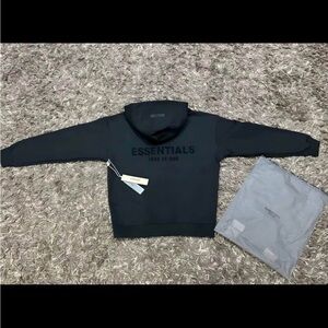 New ESSENTIALS black Pullover Hoodie with dust bag